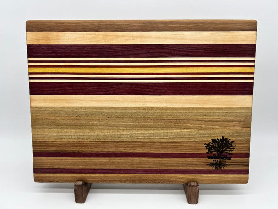 Small edge grain cutting board