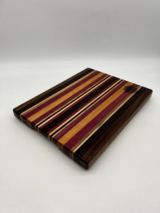 Small edge grain cutting board