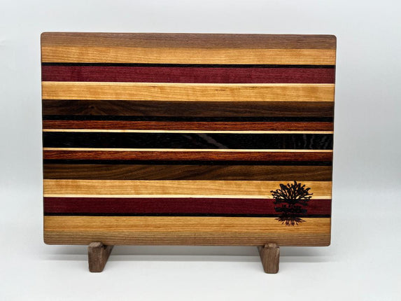 Small edge grain cutting board