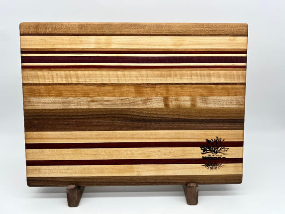 Small edge grain cutting board