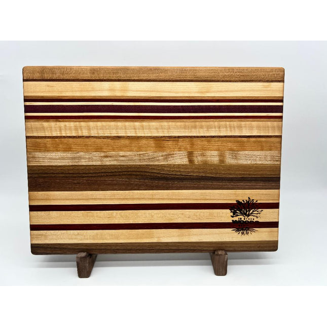 Small edge grain cutting board