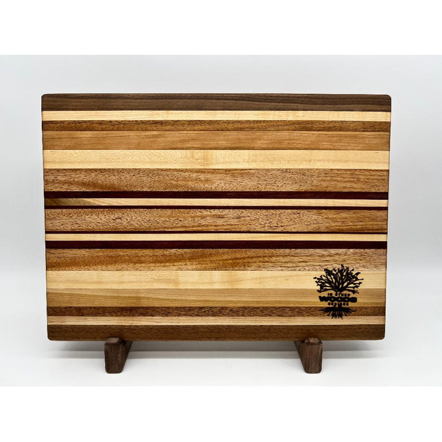 Small edge grain cutting board