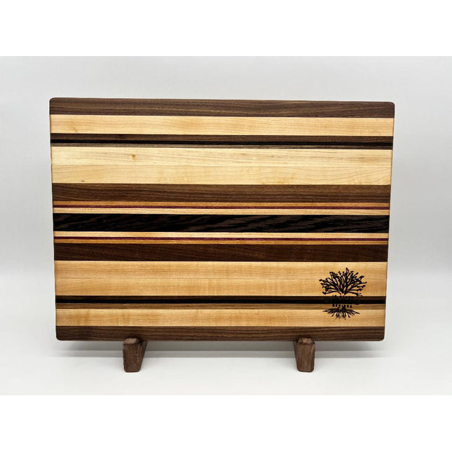 Small edge grain cutting board